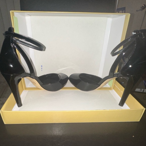 Michael Kors Open Toe Patent Leather Heels - Picture 8 of 9